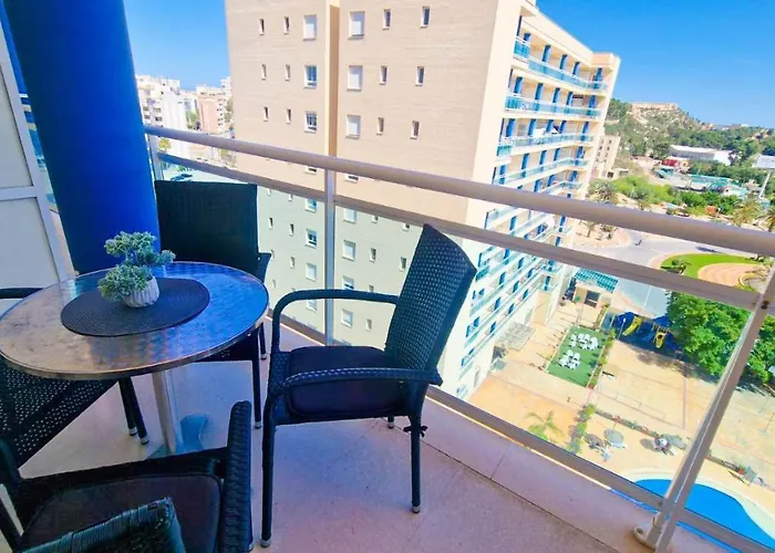 Glamorous Apartment Breath Taking View Pool